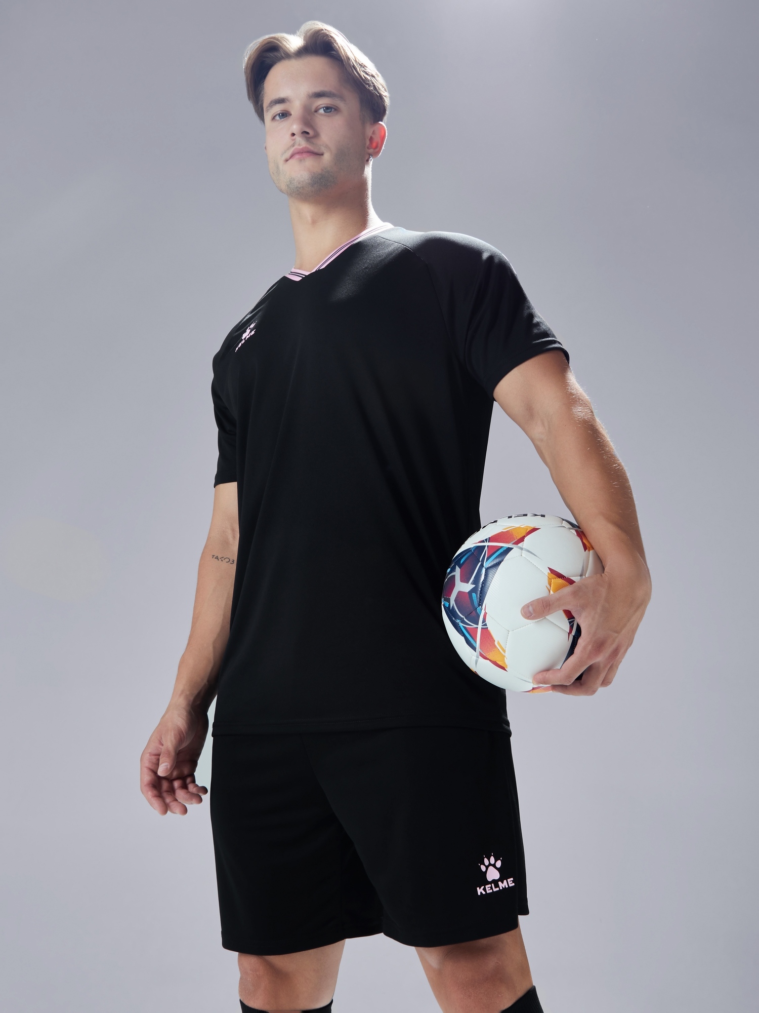 Футбольная форма Kelme Football Uniform Set 8451ZB1246-000 Black