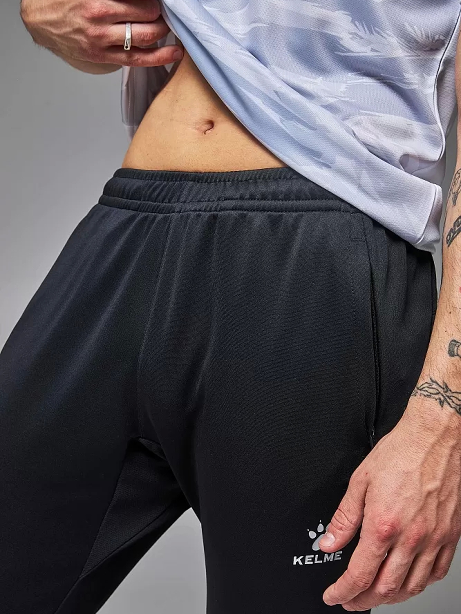 Брюки Kelme Knitted Leg Trousers 8261CK1013-000 Black