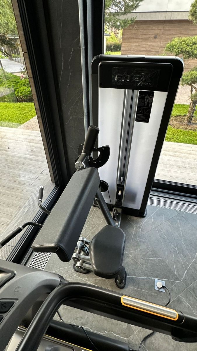 Бицепс-машина Fitex Pro FTX-61F10 | Premium Fitness