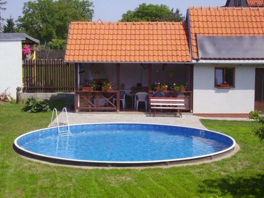 Морозоустойчивый бассейн Azuro 403DL, круглый 5,5х1,2 м комплект Standart (фильтр Intex/Bestway)