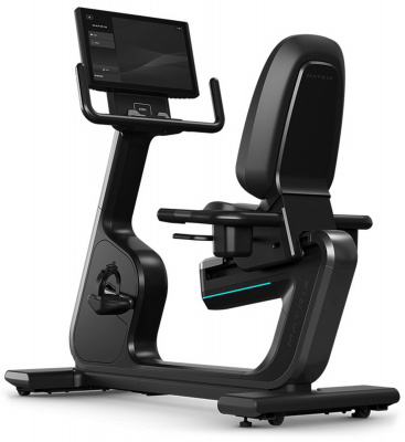 Горизонтальный велотренажер Matrix Onyx с консолью Touch P1 RB 22"