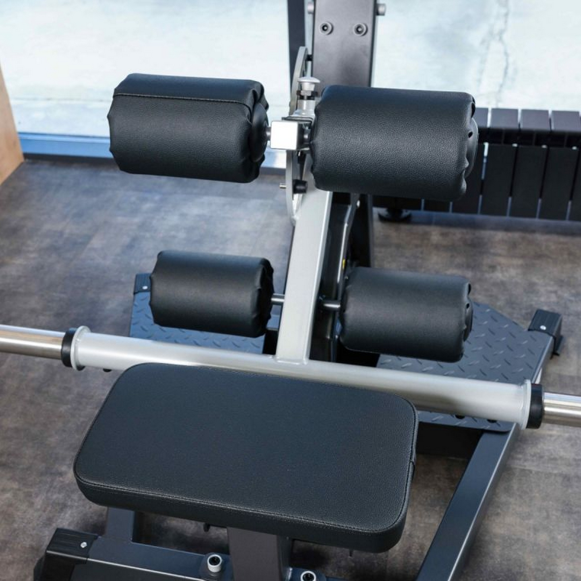 DHZ A605L ягодичные мышцы стоя | Premium Fitness