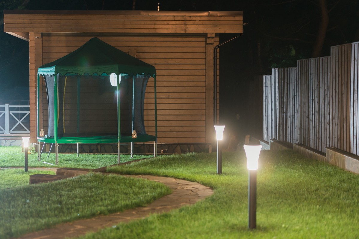 Батут Hasttings Classic Green (2,44 м)