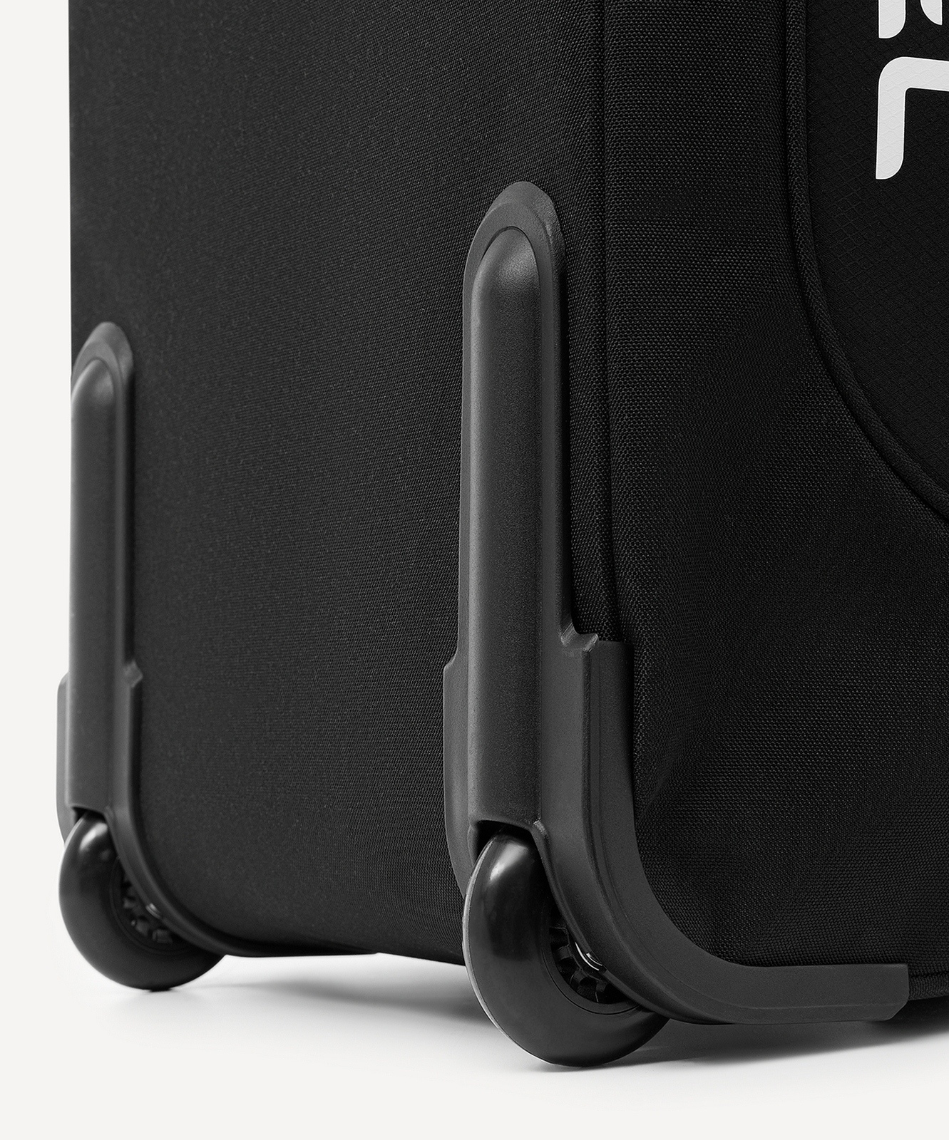 Спортивная сумка-чемодан Jogel СAMP Trolley Bag, черный