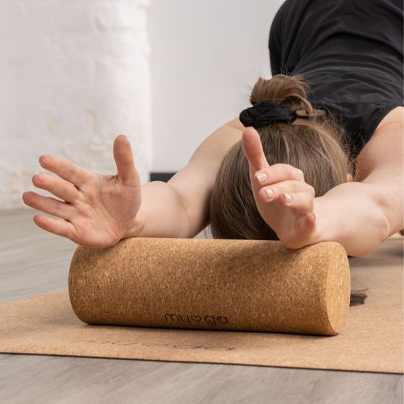 Массажный ролик 30х10x10см Myga Cork Massage Roller RY1348 пробка
