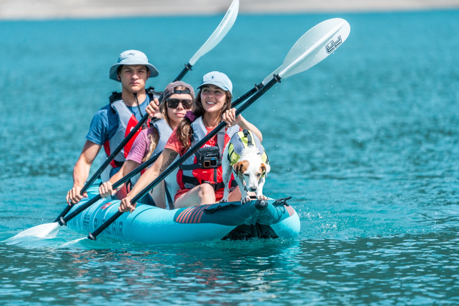 Надувная байдарка Kayak Glider-475 475x83х42см, 3 весла, 3 сиденья, киль, до 230кг Aqua Marina Glider-475 PA-25GD03