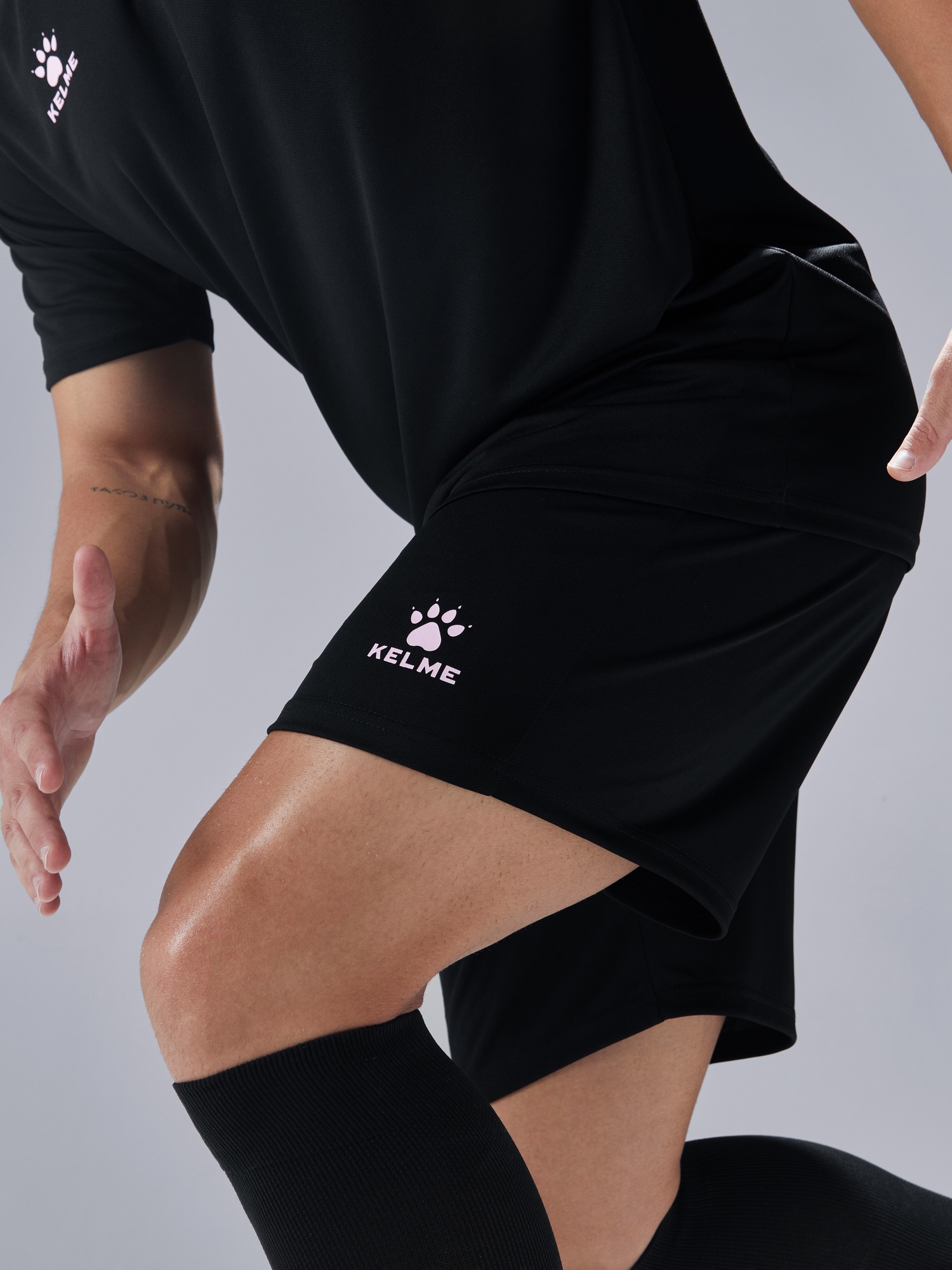 Футбольная форма Kelme Football Uniform Set 8451ZB1246-000 Black