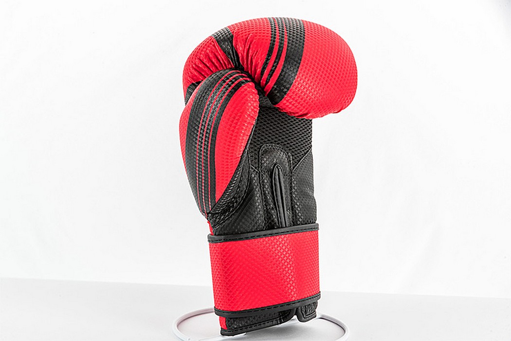 Боксерские перчатки UFC PRO Performance Rush Red,12oz