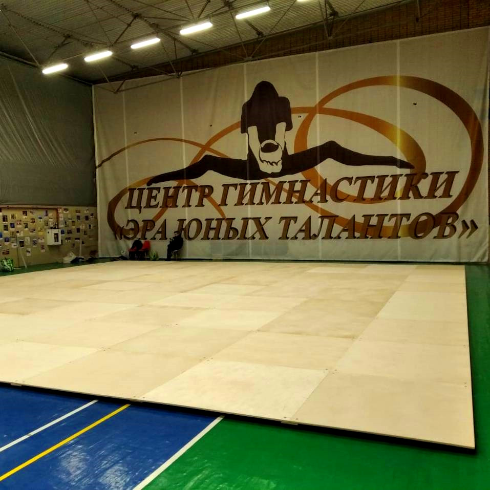 Помост для художественной гимнастики GymSport RHYTHMIC с амортизаторами 7х7 для ковра 8х8