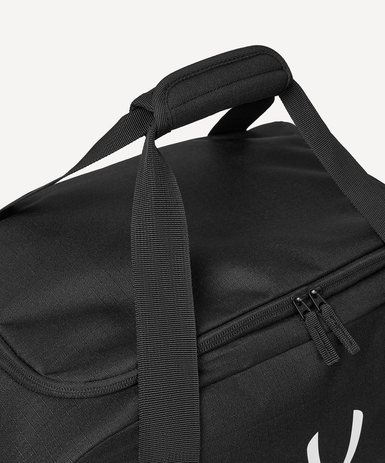 Сумка спортивная с двойным дном Jogel Division Double Bottom Bag, черный