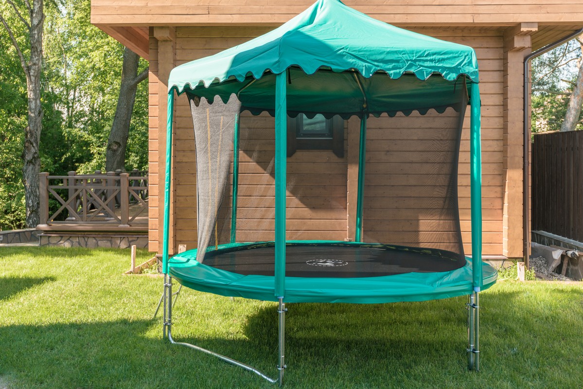 Батут Hasttings Classic Green (2,44 м)