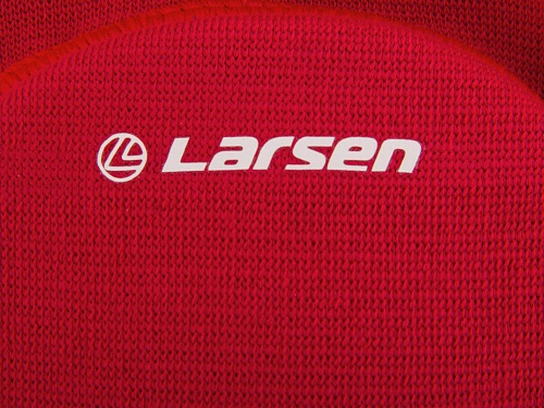 Защита колена Larsen 745B красный