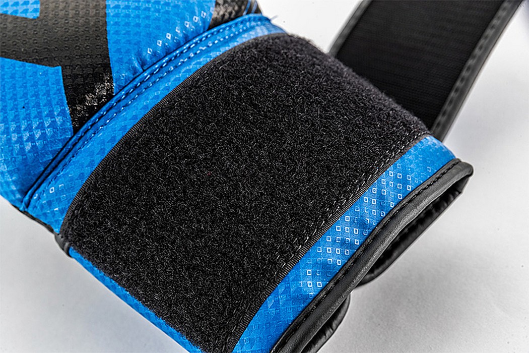 Боксерские перчатки UFC PRO Performance Rush Blue,12oz