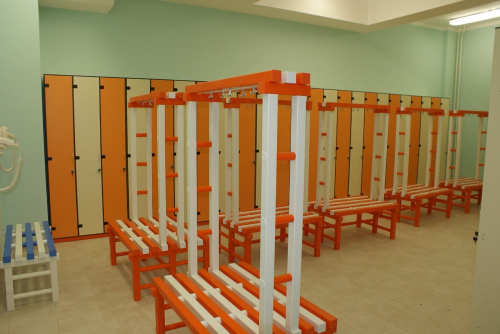 Скамья-вешалка двухсторонняя 200х73,4х170см ПТК Спорт 011-0446