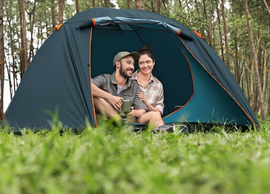 Палатка 4-местная, (70см+210см)x240x140см, полиэстер 190Т, 2000мм, 110гр/м2 РЕ Bestway Alpine Dome 4 Tent 68141