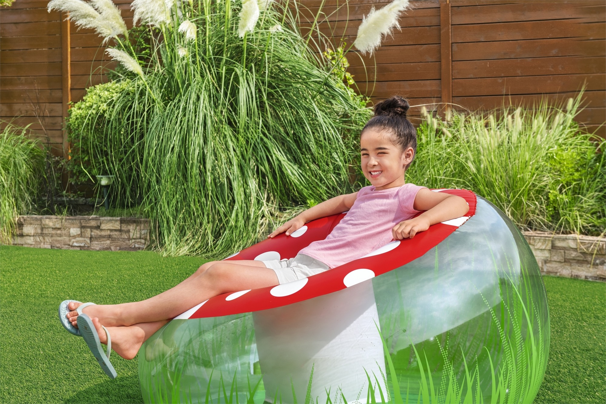 Надувное кресло Mighty Mushroom 112x112x66см до 75 кг от 6 лет Bestway 75123