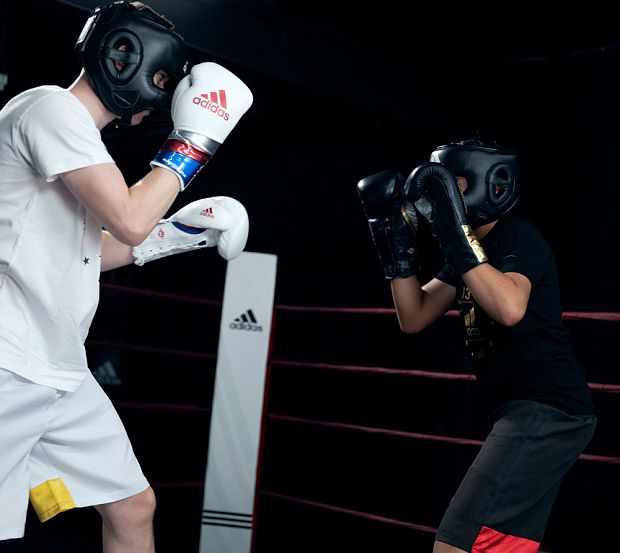 Шлем боксерский с бампером Adidas Pro Full Protection Boxing Headgear adiBHGF01 черный