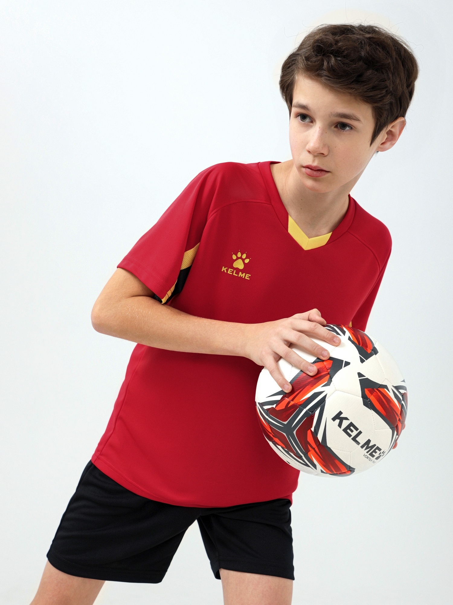 Детская футбольная форма Kelme Short-Sleeved Football Suit 8251ZB3002-600 Red\Black