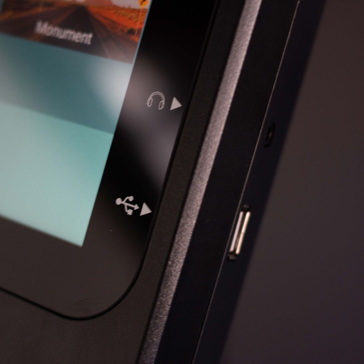 Велотренажер вертикальный Shua SH-B9100UT (Android display)