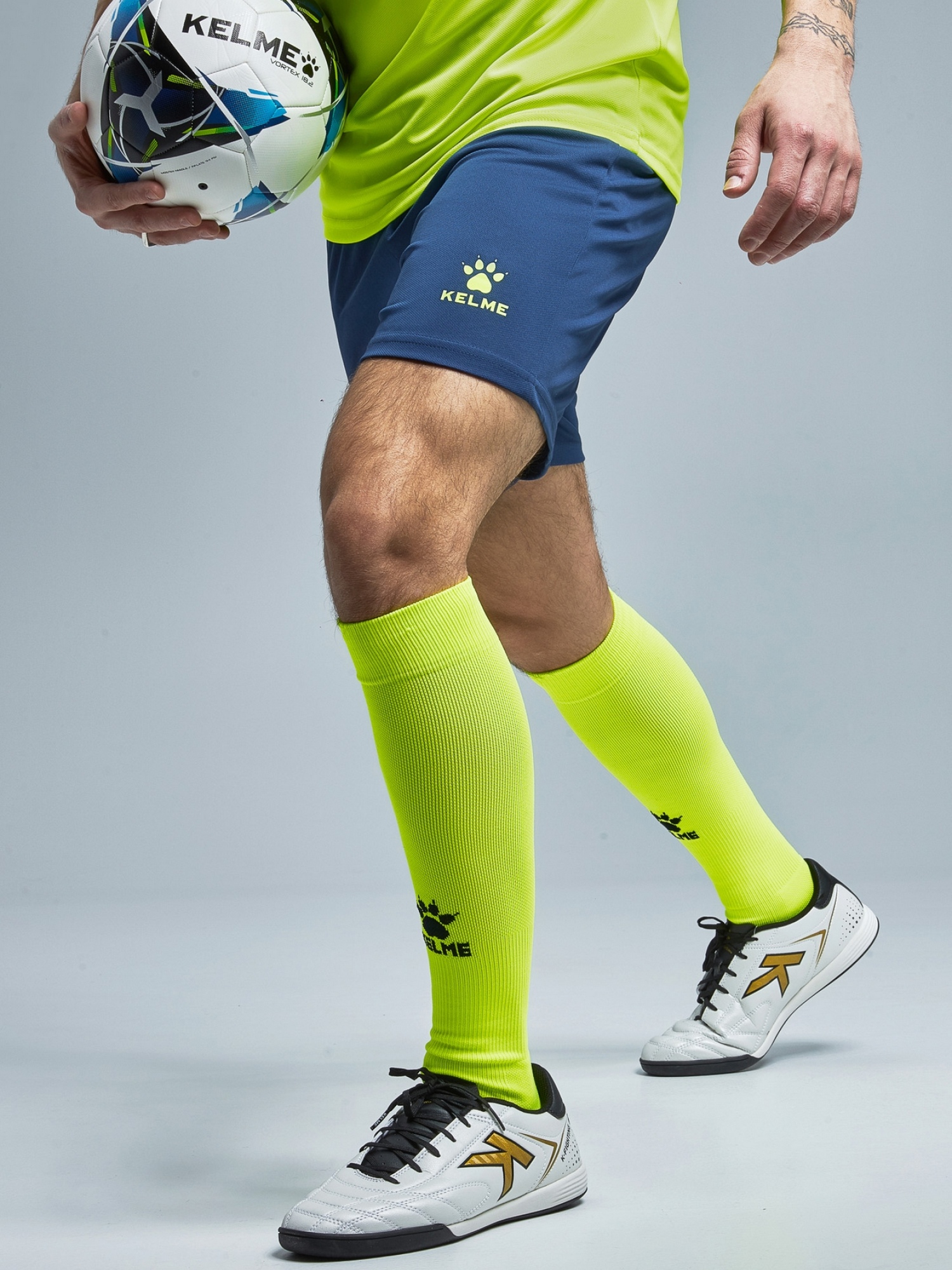 Футбольная форма Kelme Short-Sleeved Football Suit 8251ZB1002-904 Light Green\Blue