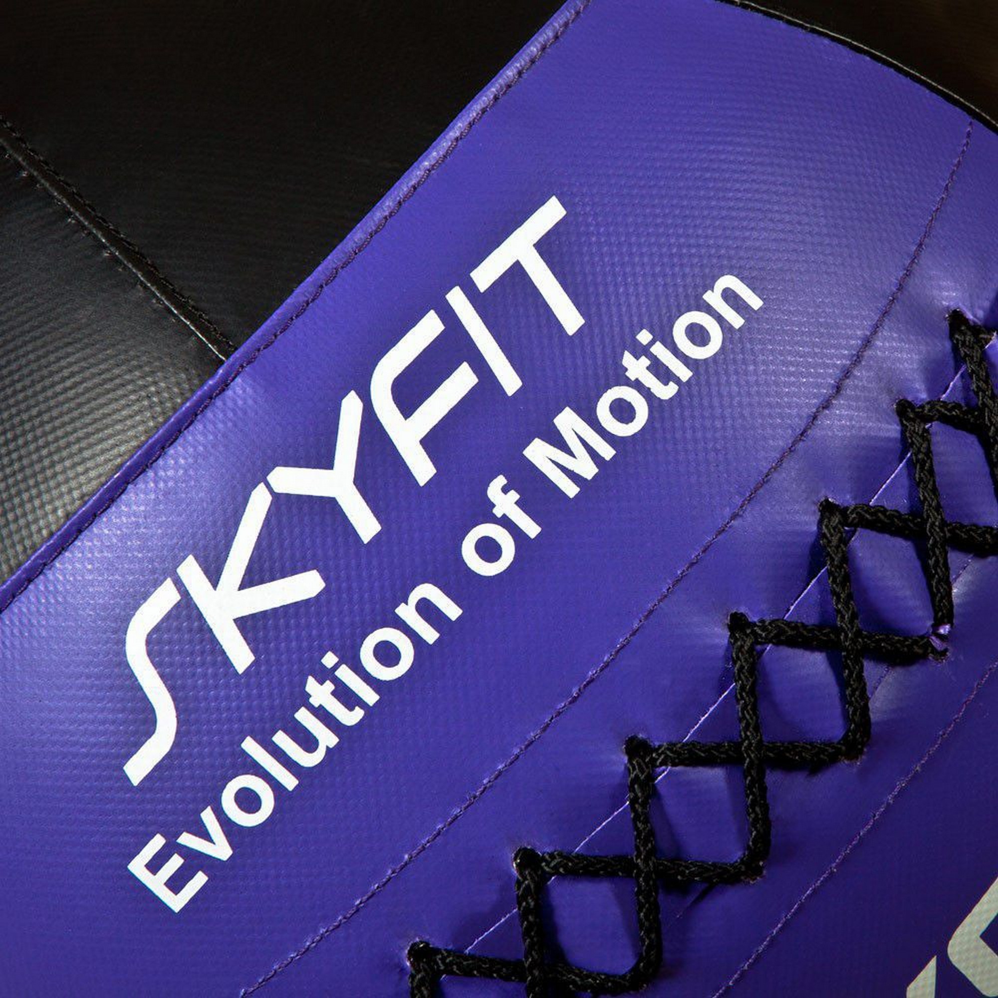 Тренировочный мяч 12кг SkyFit Wall Ball SF-WB12K