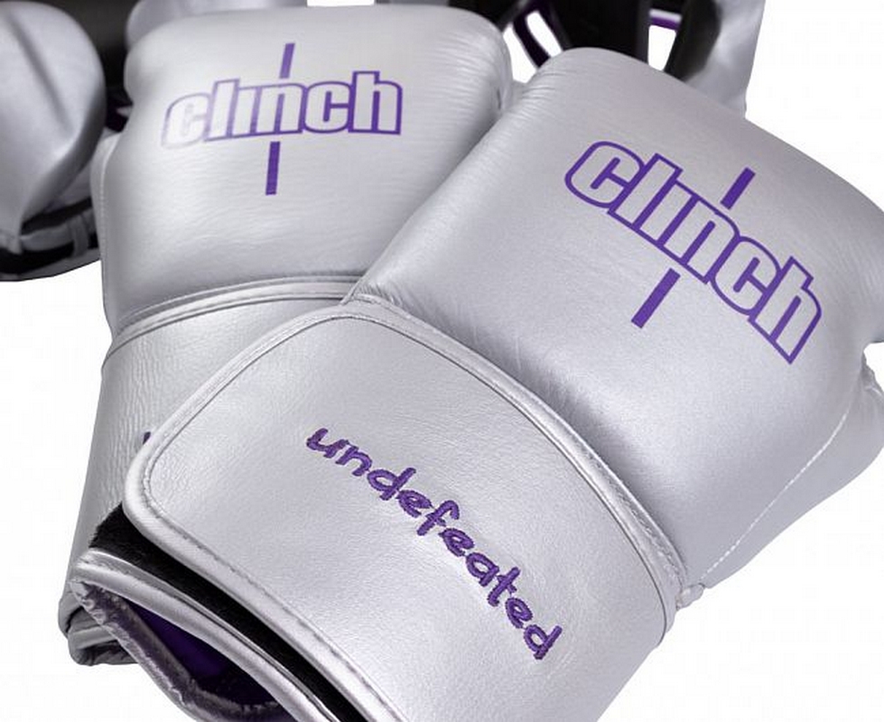 Перчатки боксерские Clinch Undefeated Russian Team C161RT серебристый