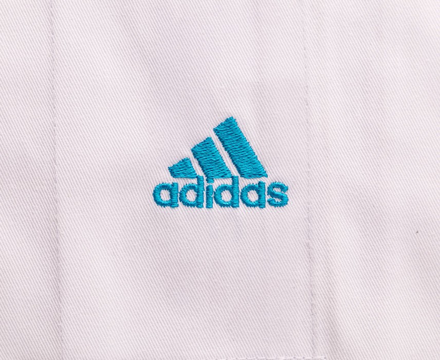 Кимоно для дзюдо с поясом Adidas Club белое с голубыми полосками J350-BELT