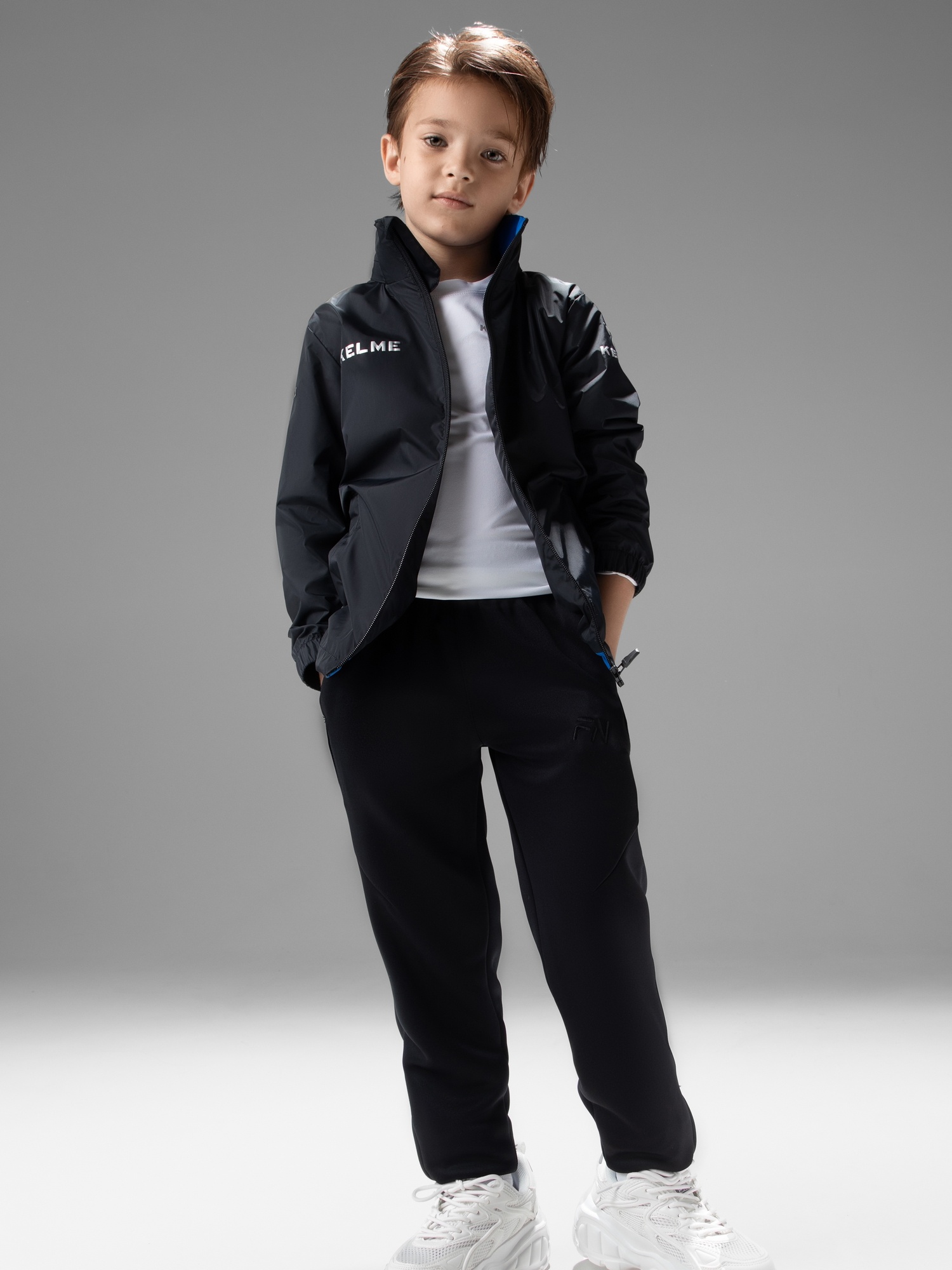 Детская ветровка Kelme Children's Raincoat 3803241-000 Black