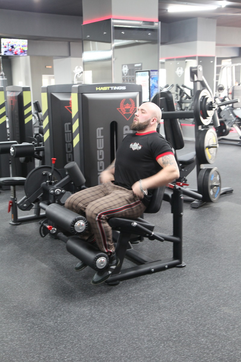 Сгибание и Разгибание ног сидя Hasttings Digger HD025-1 | Premium Fitness