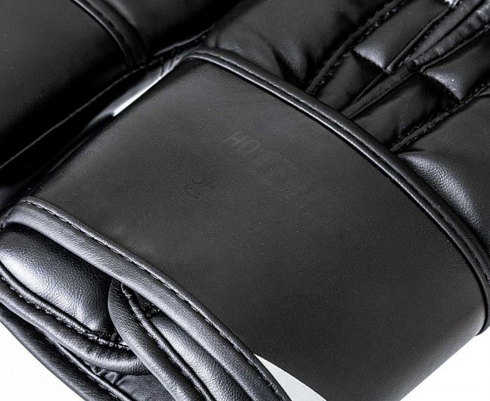 Перчатки боксерские Clinch Olimp Plus C155 черный