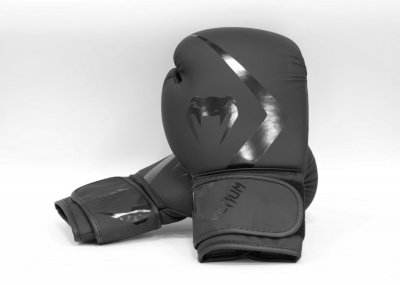 Перчатки тренировочные 10 oz Venum Rumble Advance 05089-114 черный