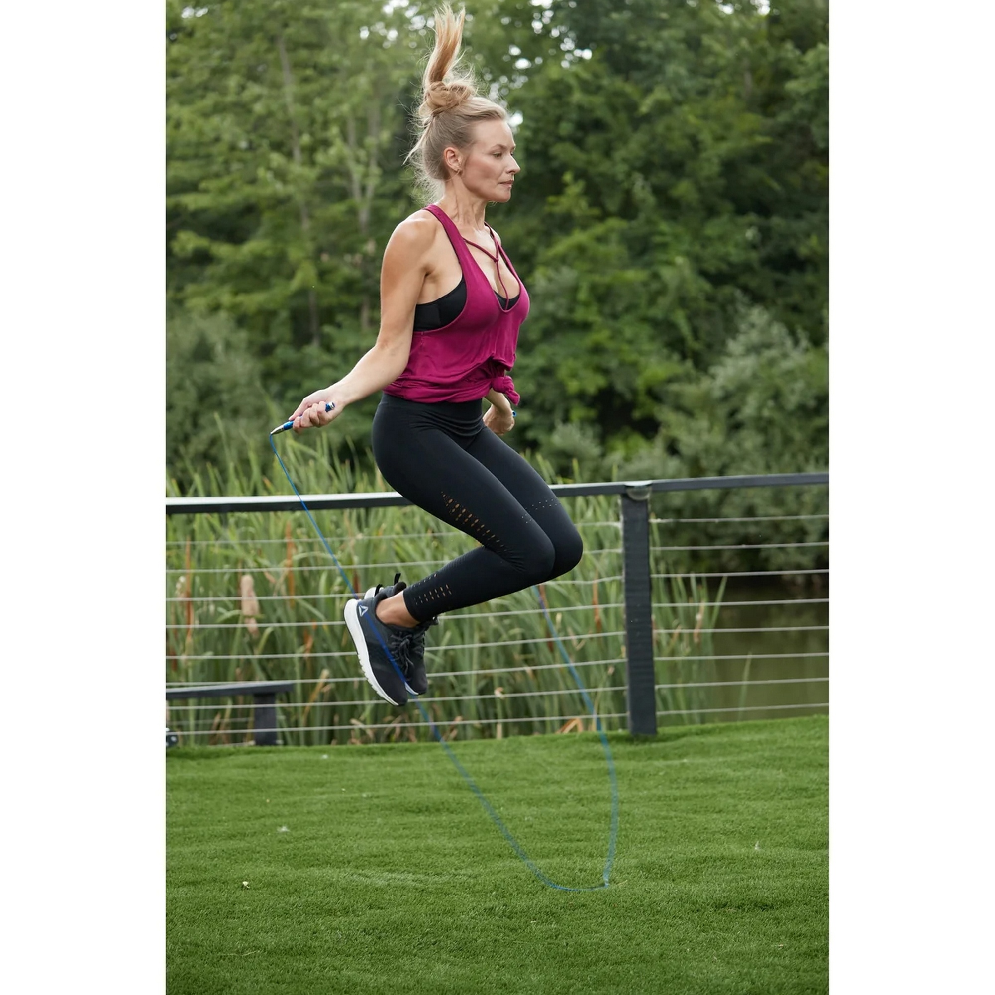 Скакалка Bosu Speed Jump Rope 72-6930-R