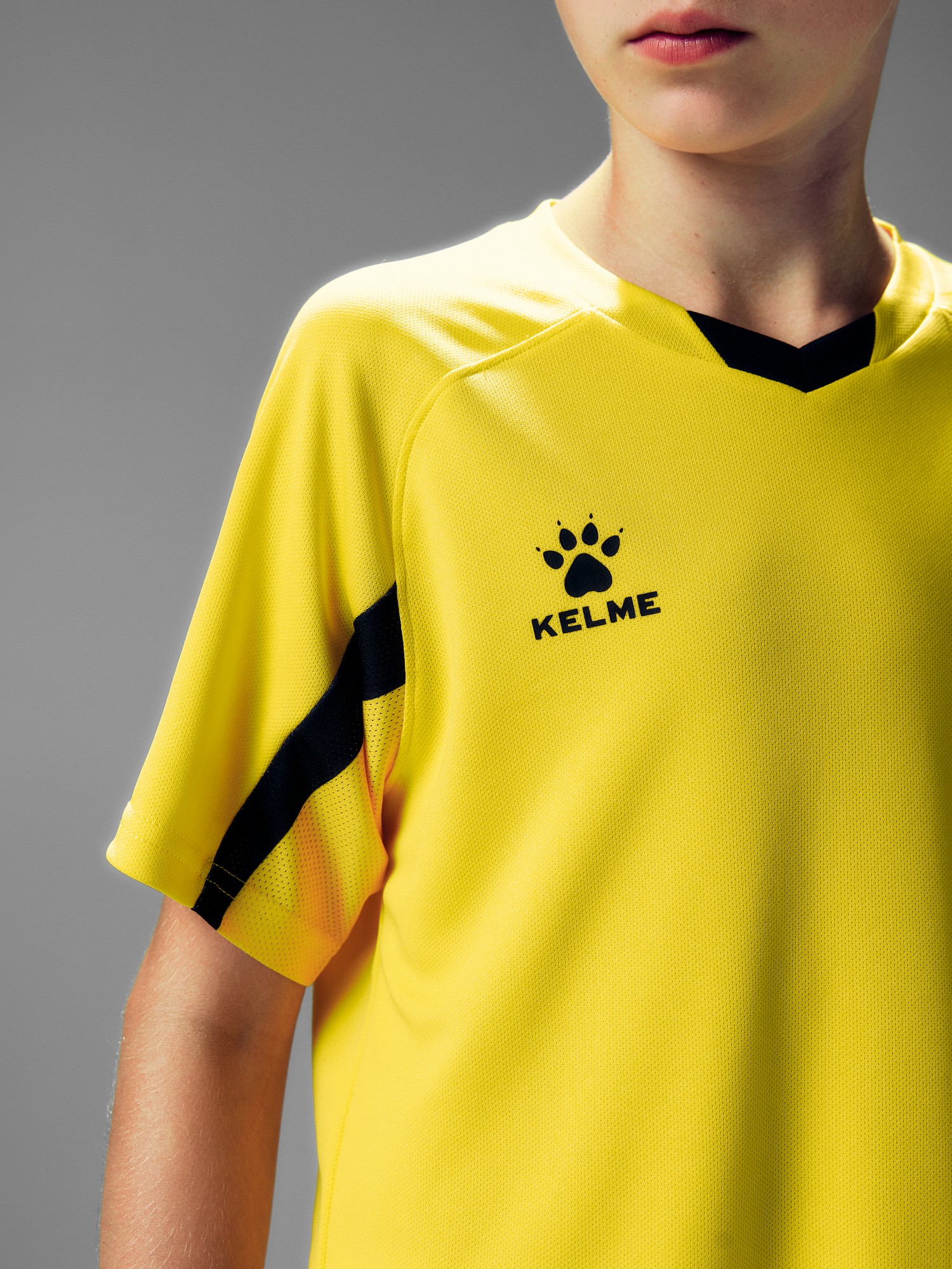 Детская футбольная форма Kelme Football Suit 7351ZB3130-712 Yellow