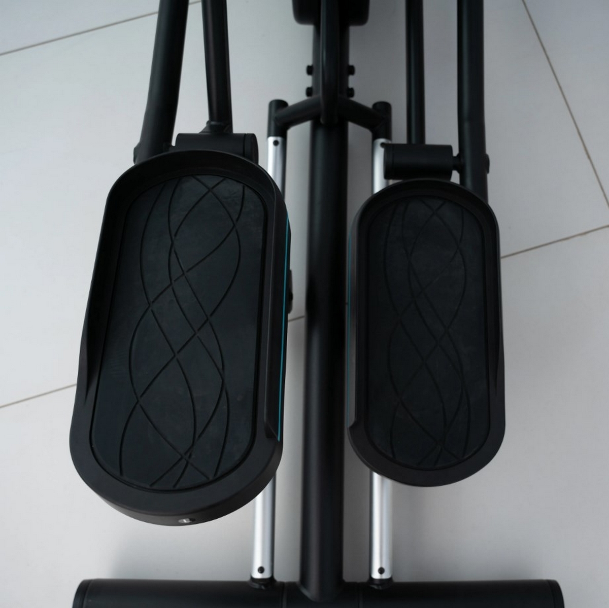Эллиптический тренажер домашний Oxygen Fitness PHANTOM M LCD