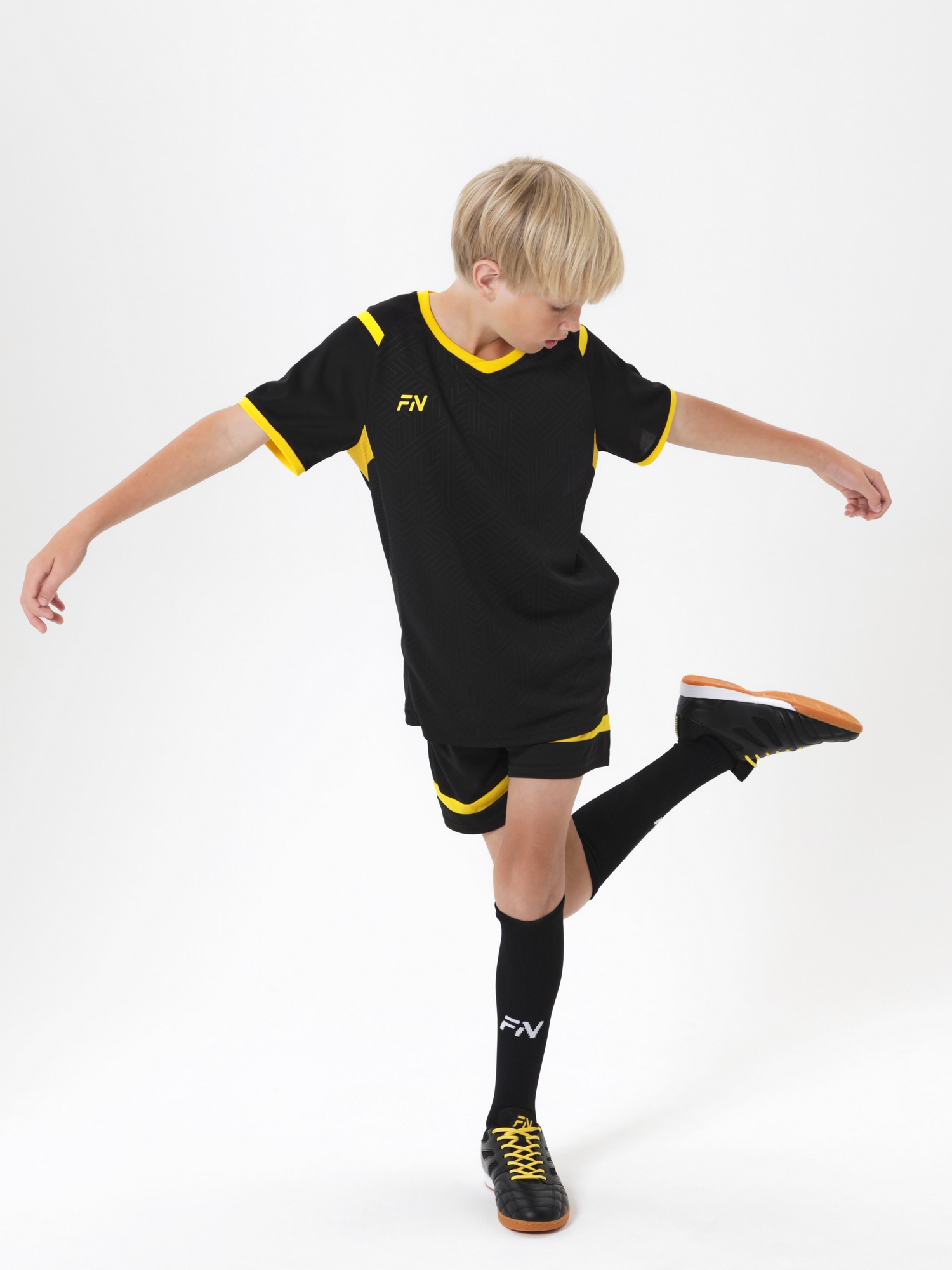 Детская футбольная форма FN Spirit Kid KFN4261018-037 Black\Gold