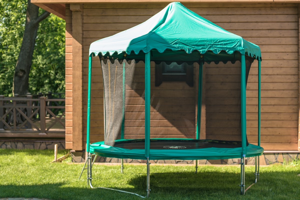 Батут Hasttings Classic Green (2,44 м)