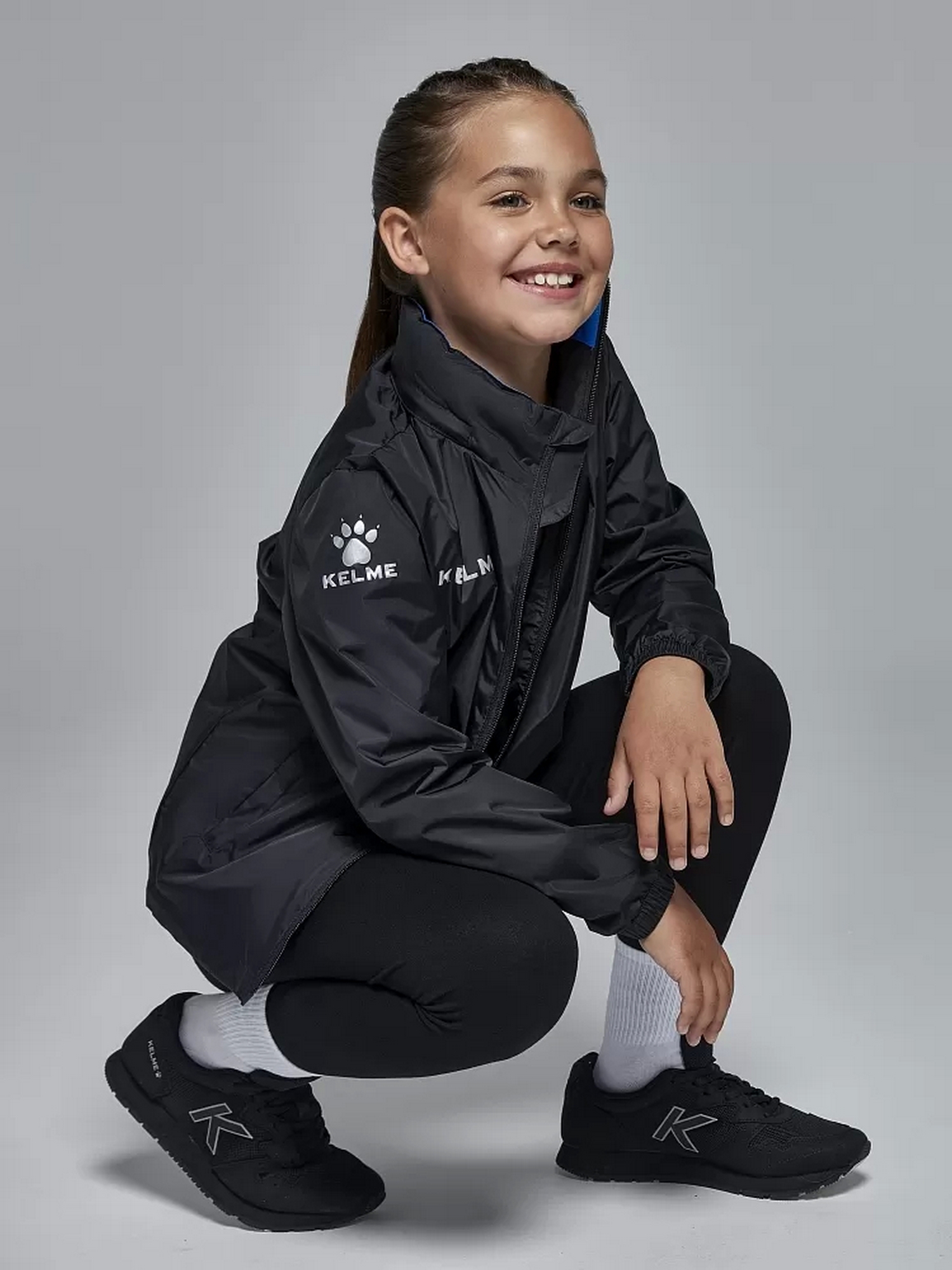 Детская ветровка Kelme Children's Raincoat 3803241-000 Black