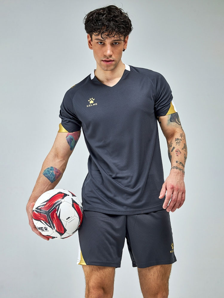 Футбольная форма Kelme Short-Sleeved Football Suit 8151ZB1004-240 Dark Grey