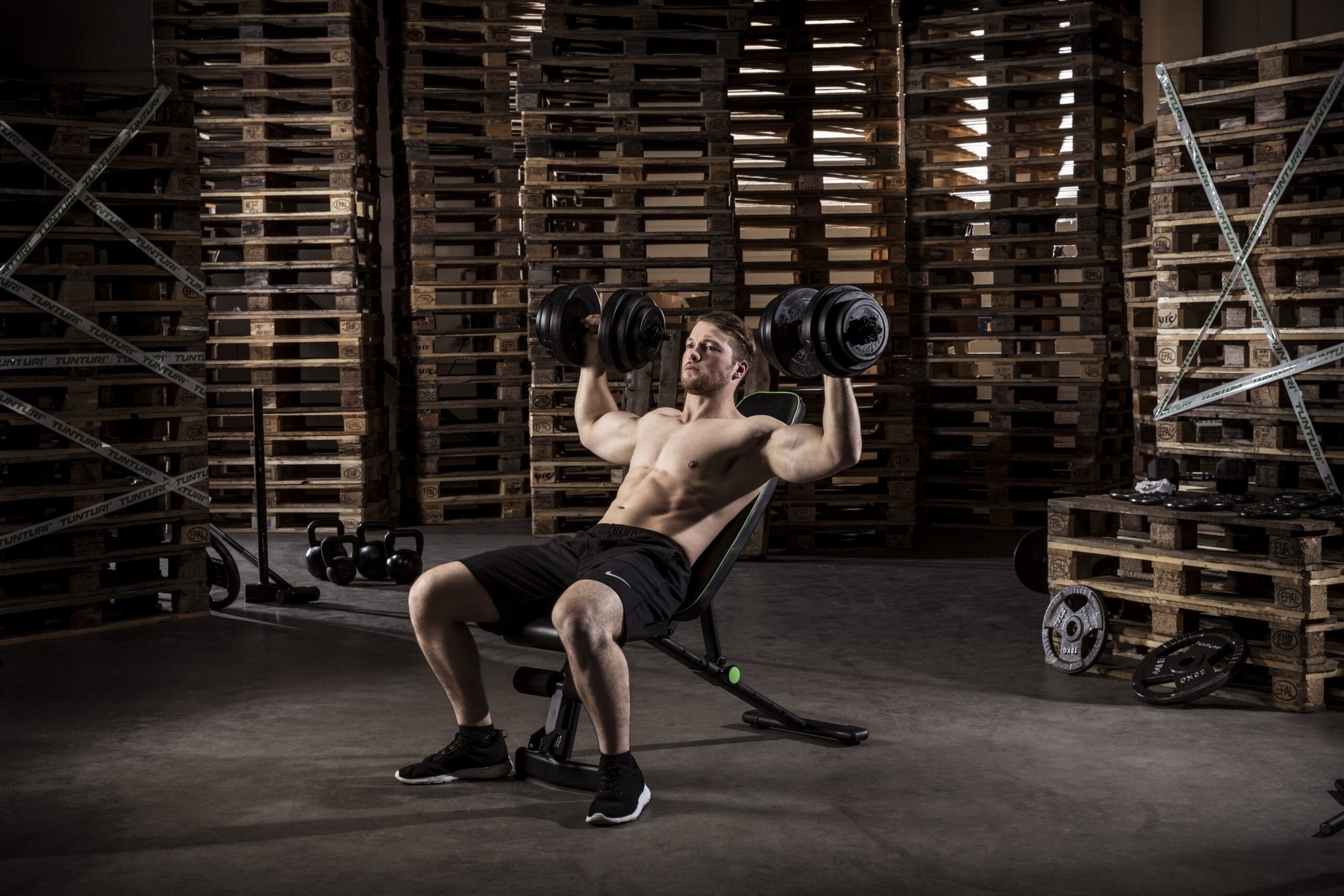 Скамья универсальная Tunturi UB20 17TSUB2000 | Premium Fitness