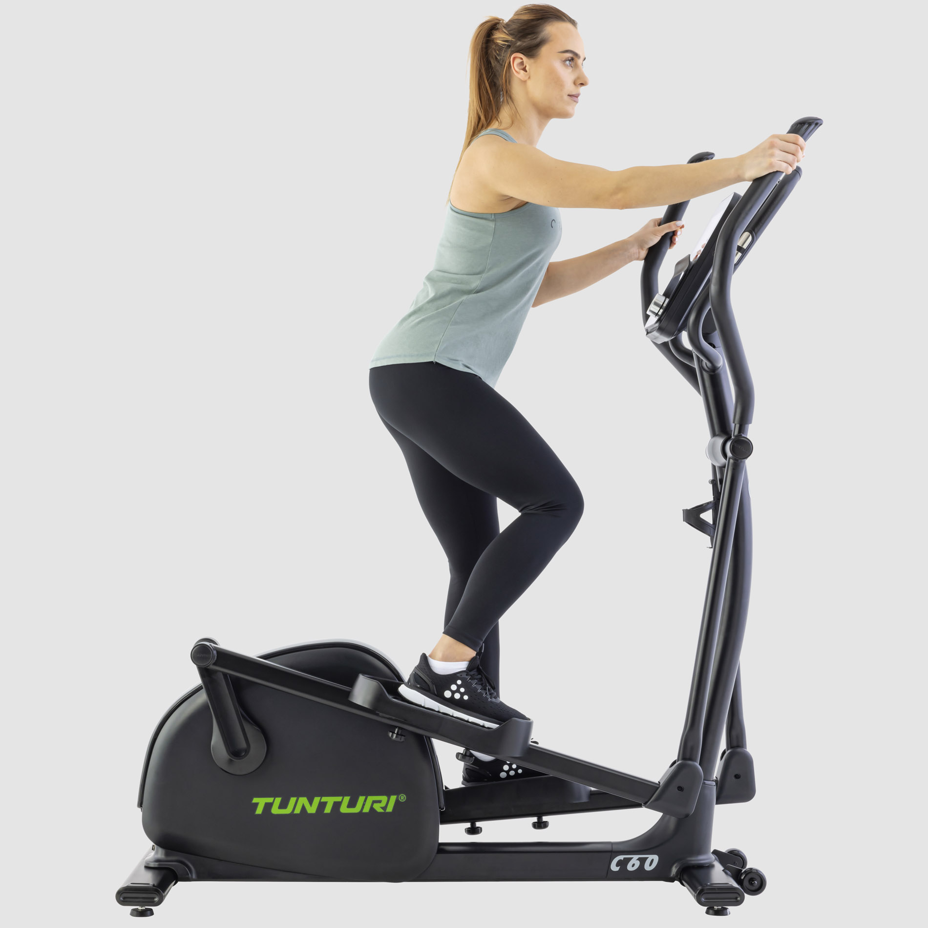 Эллиптический тренажер Tunturi Signature C60-R 23TCR60000