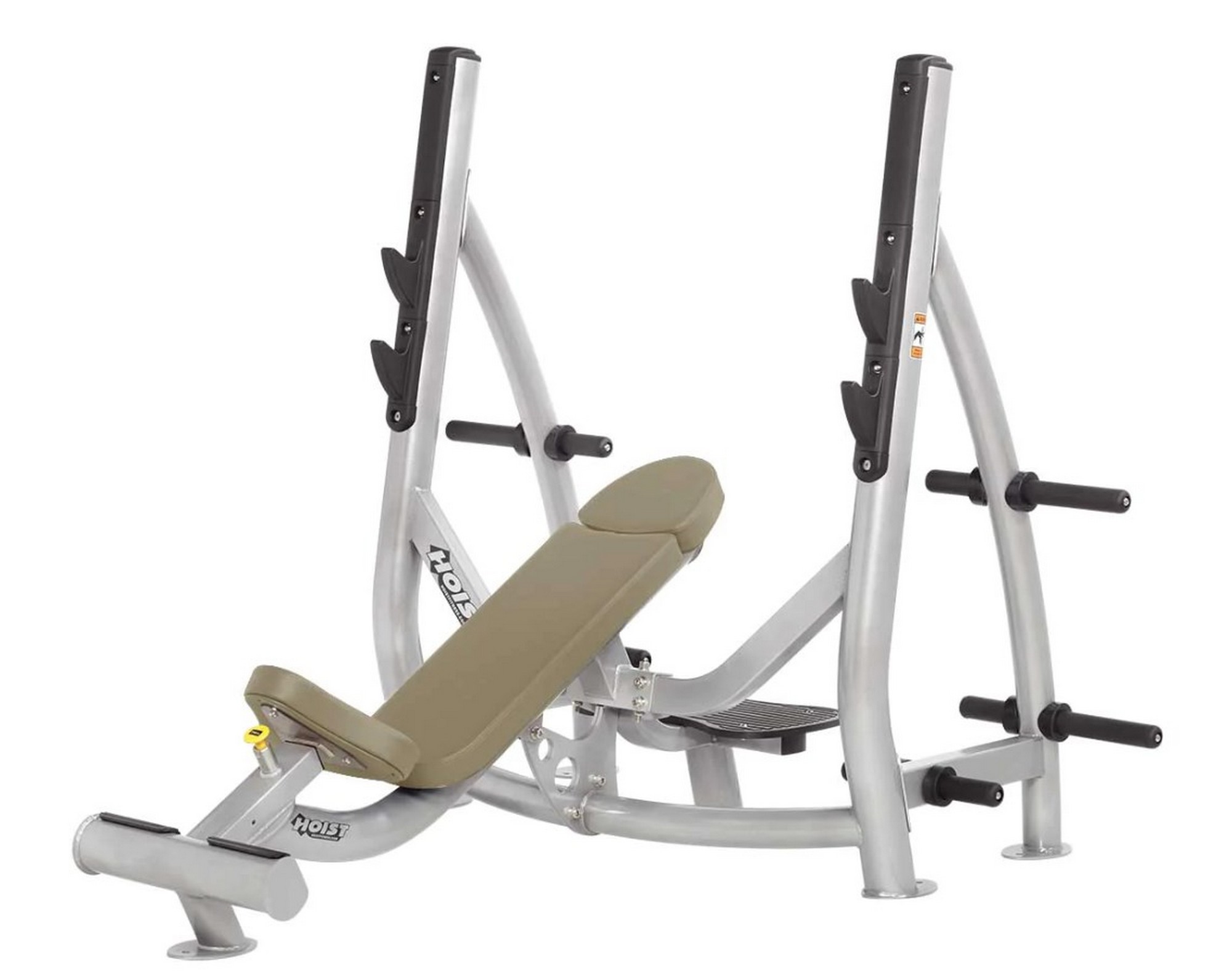 Олимпийская наклонная скамья с держателями дисков Hoist CF-3172 | Premium Fitness