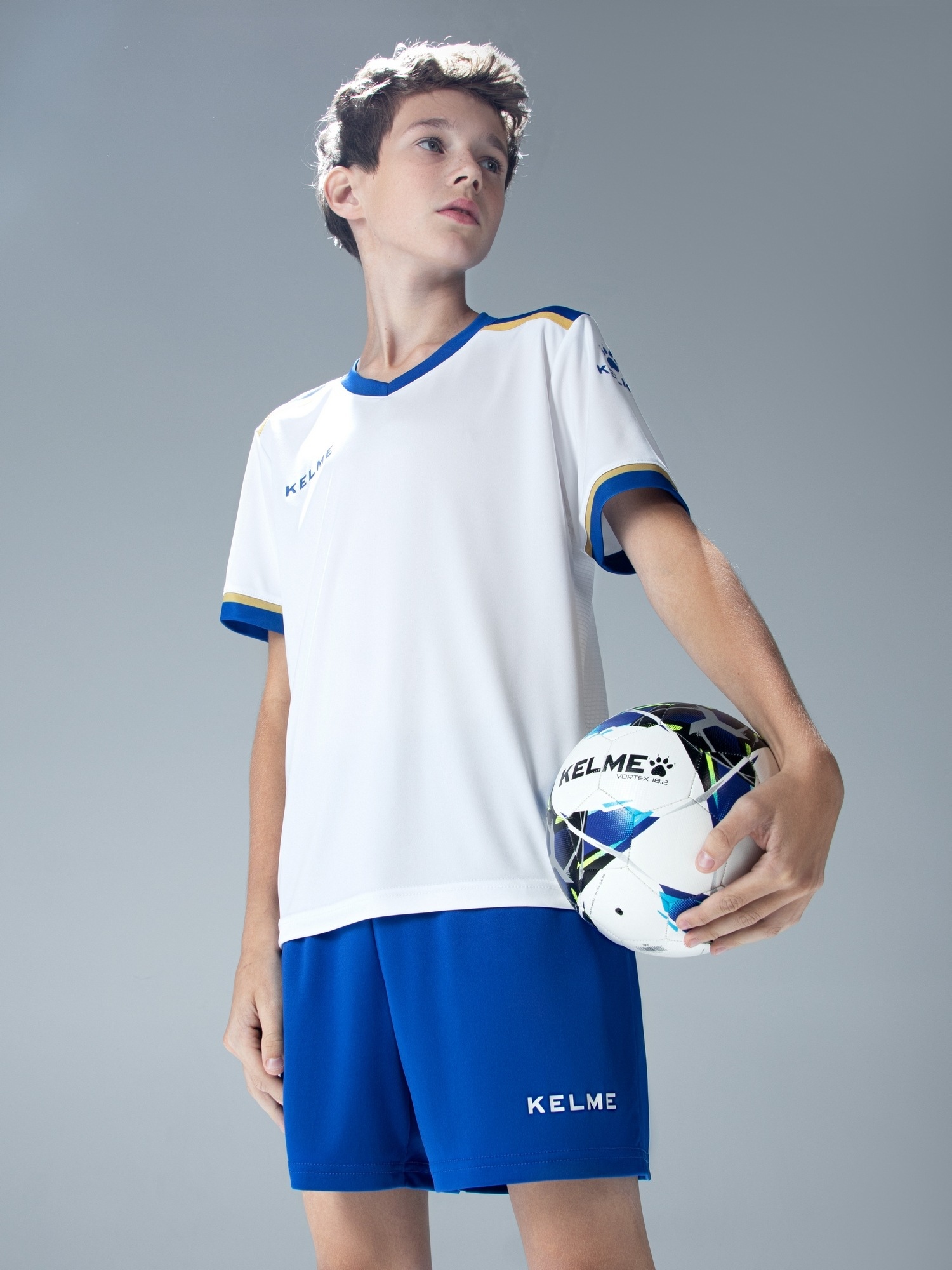 Детская футбольная форма Kelme Football Suit 8351ZB3158-104 White\Blue