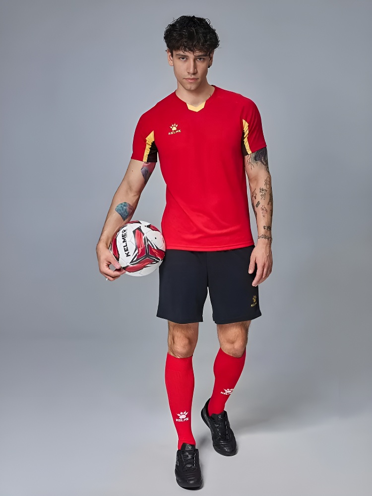 Футбольная форма Kelme Short-Sleeved Football Suit 8251ZB1002-600 Red\Black