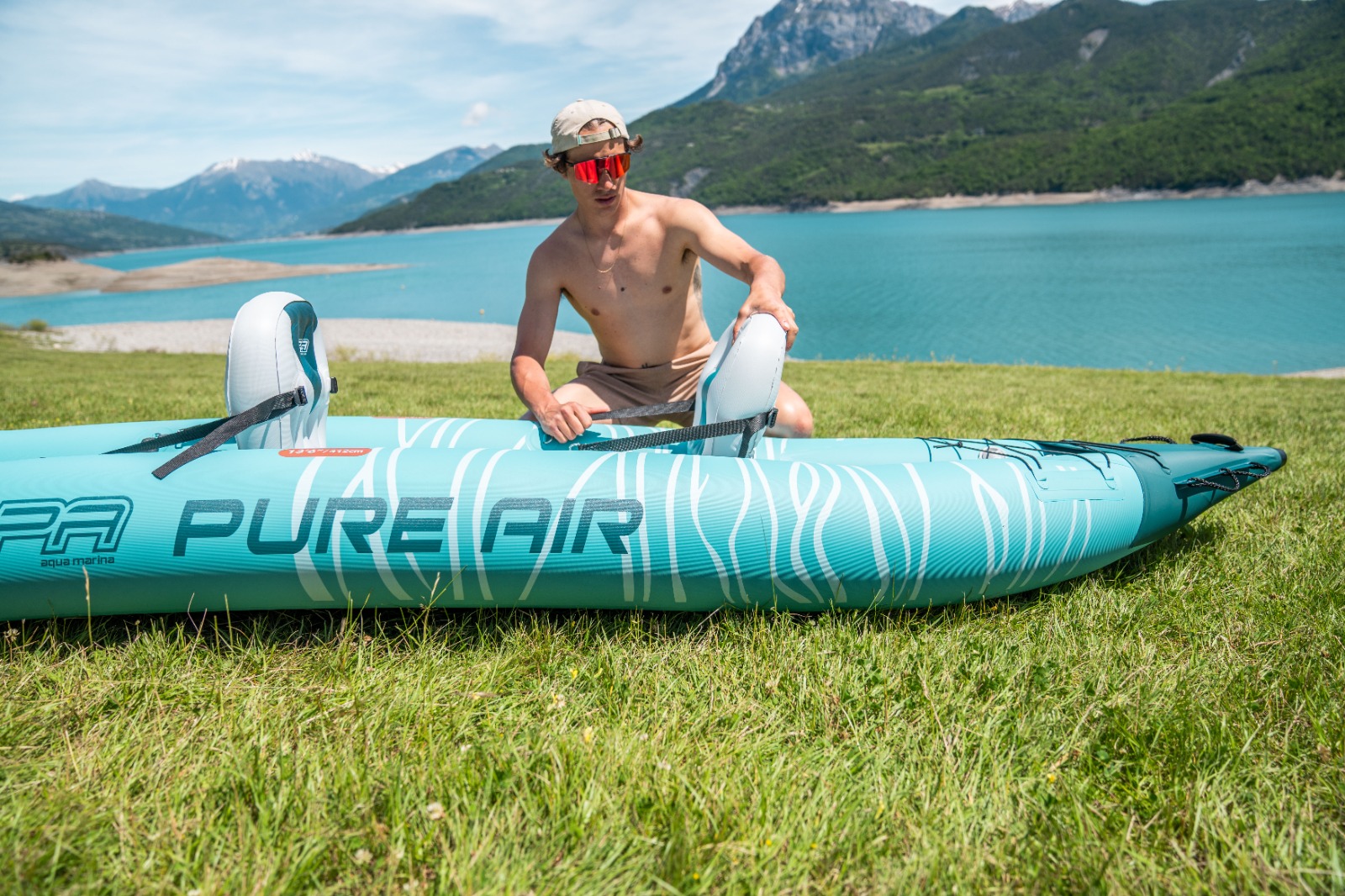 Надувная байдарка Kayak Glider-412 412x83х42см, весла, сиденья, киль, до 180кг Aqua Marina Glider-412 PA-25GD02