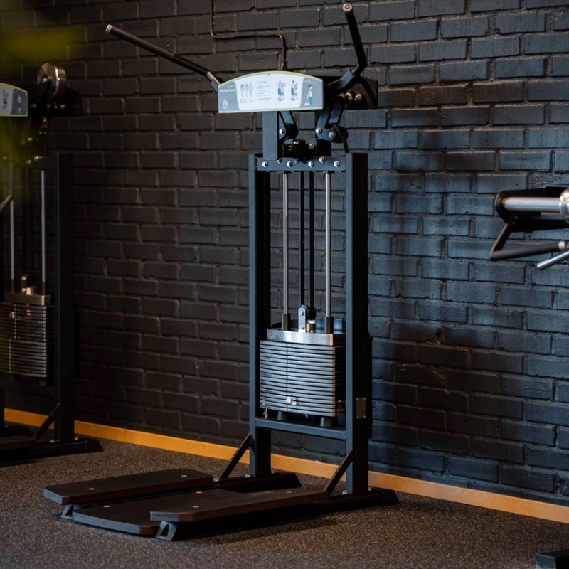Gymleco 326 Баттерфляй стоя | Premium Fitness