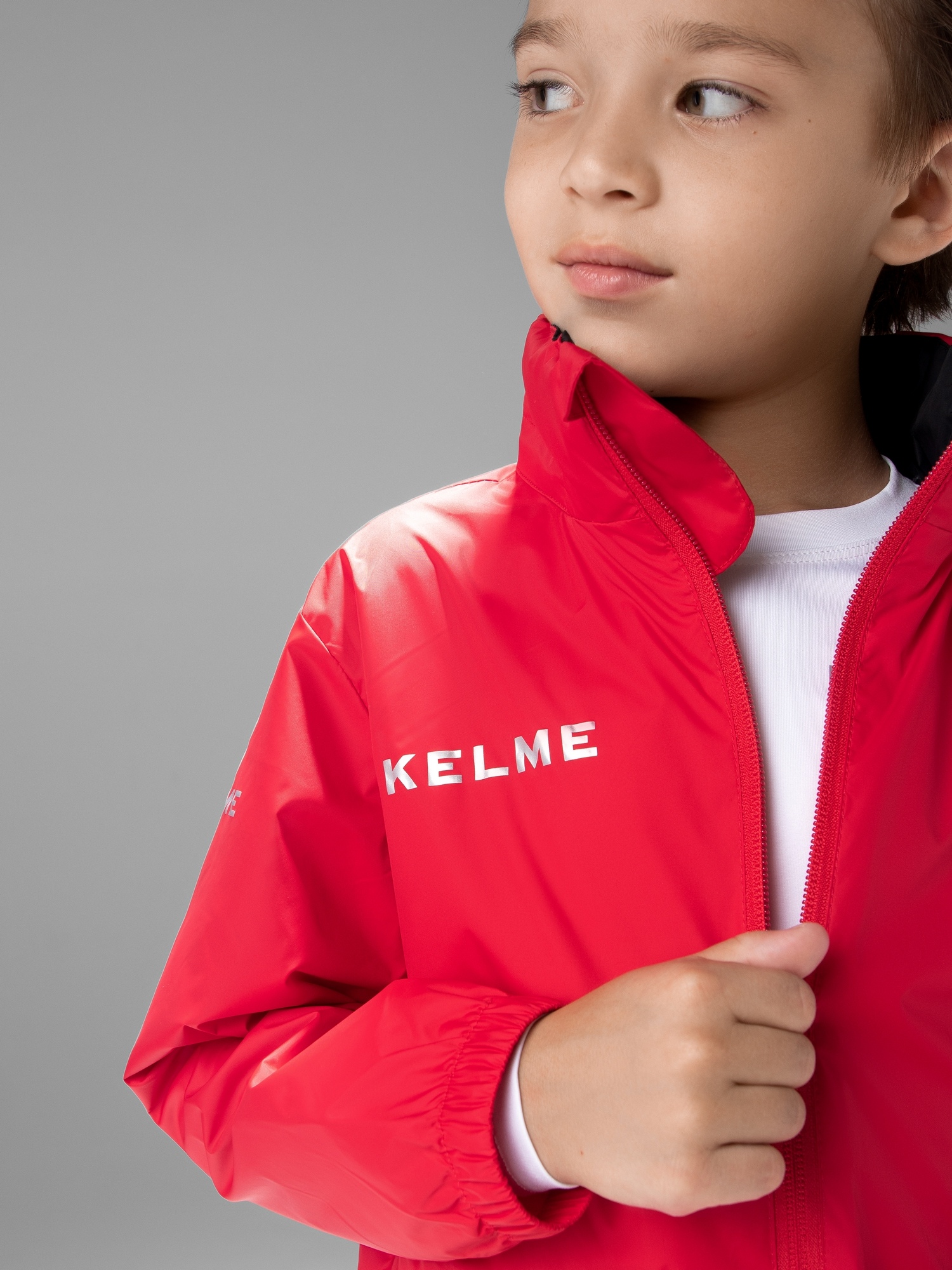 Детская ветровка Kelme Children's Raincoat 3803241-600 Red
