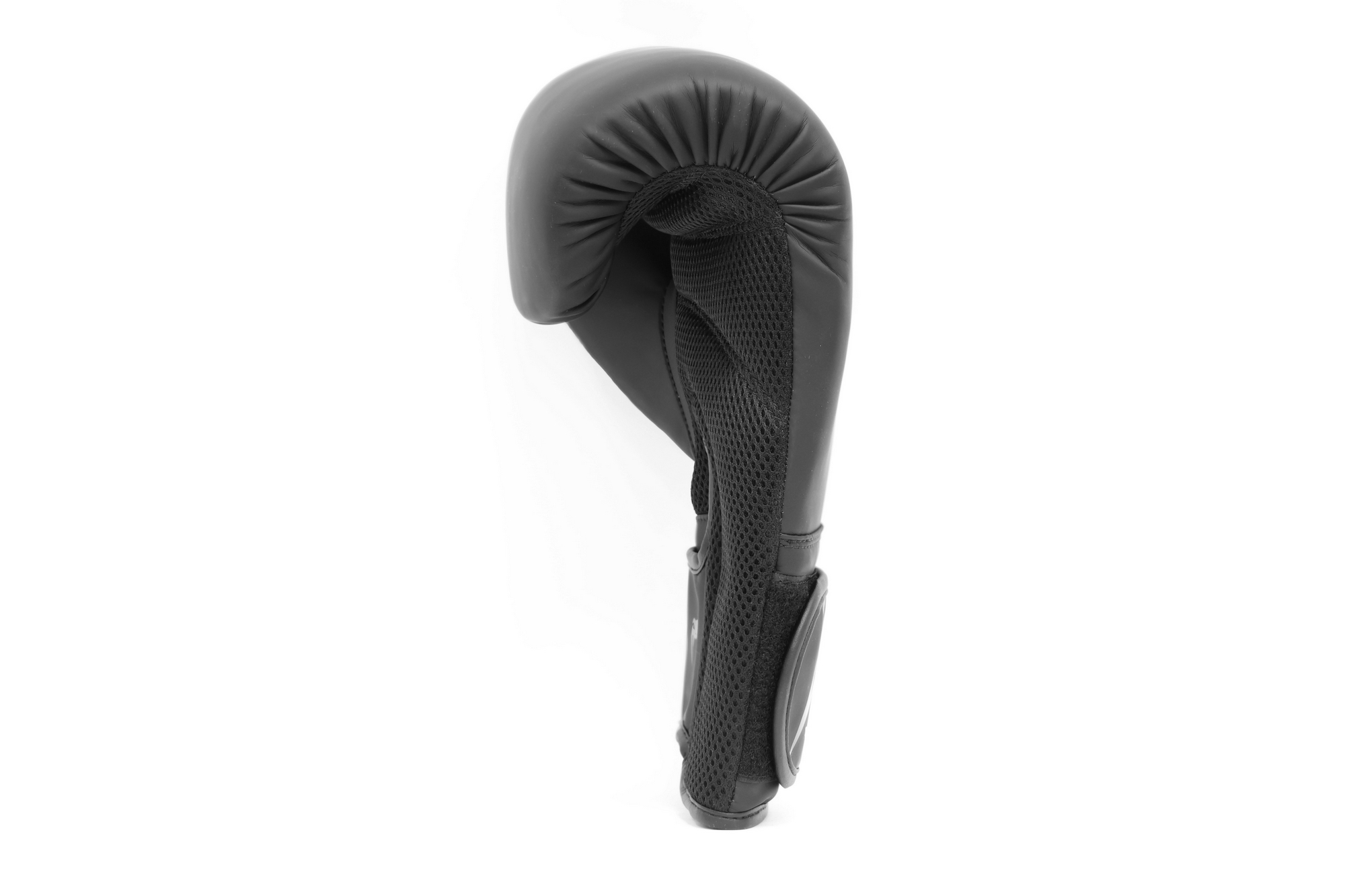 Перчатки тренировочные 12 oz Venum Rumble 05088-114 черный