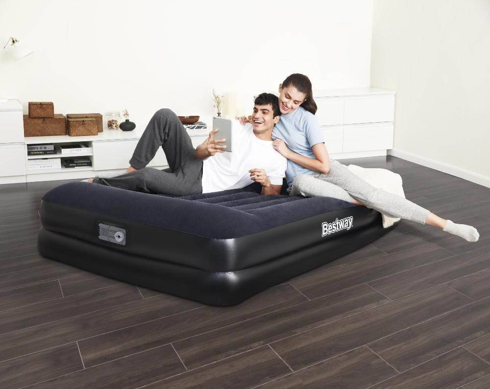 Кровать надувная 2-х ярусная 203x152x46см с подголовником флок насос Bestway 67403 черный