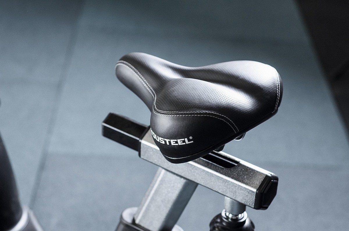 Велотренажер YouSteel AirBike