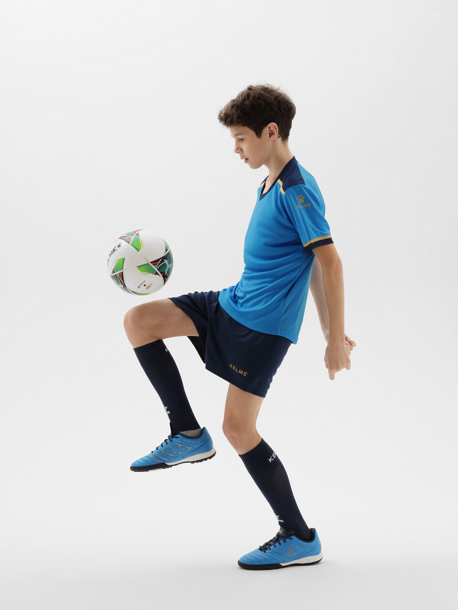 Детская футбольная форма Kelme Football Suit 8351ZB3158-996 Light Blue\Dark Blue